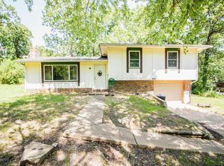 15445 Tempest Dr, Saint Robert, MO 65584