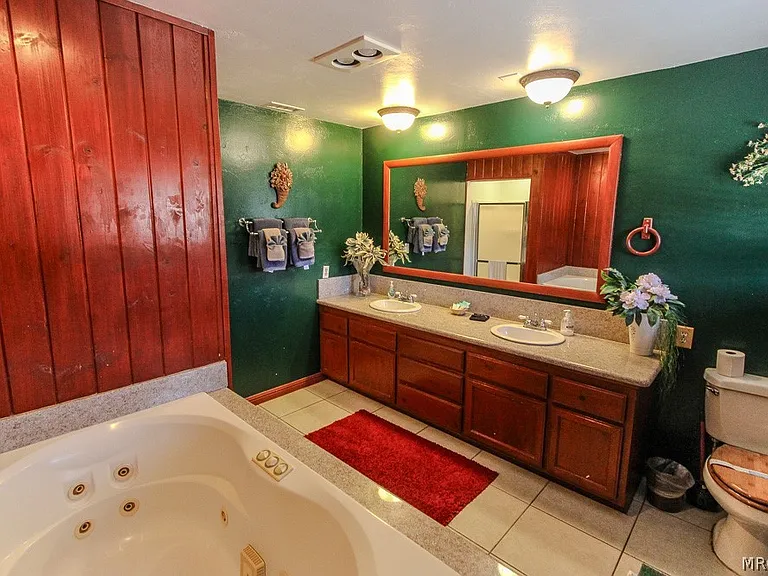 46784 Pioneertown Rd — Photo 26