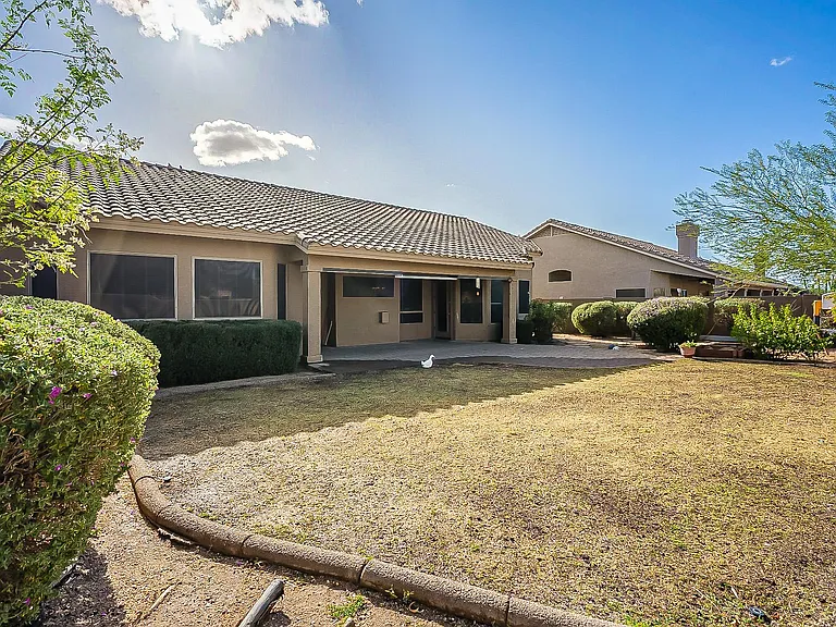 4926 E Duane Ln — Photo 21