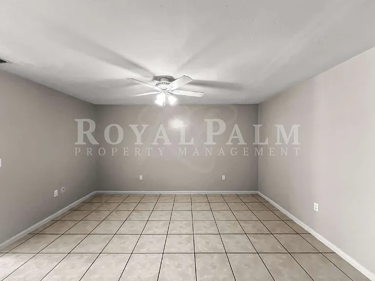 2704 Owen Ave — Photo 8