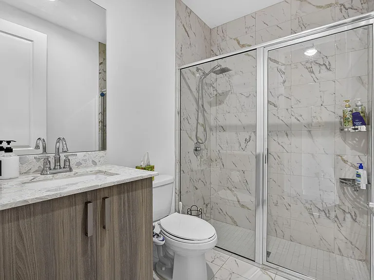 1431 Pioneer Way — Photo 12