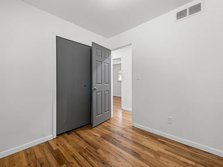 32447 Hawthorne Dr — Photo 14