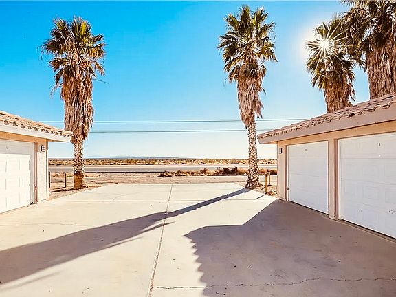 2nd image of 6611 California City Blvd