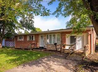 2024 Washington Ave, Saint Albans, WV 25177