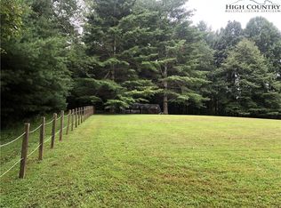 830 Moon Ridge Rd, Crumpler, NC 28617