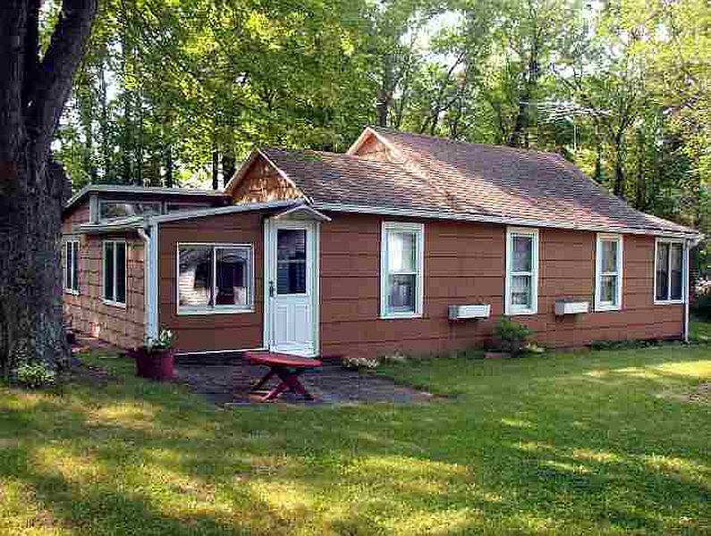 2nd image of 48 MOHICAN Drive