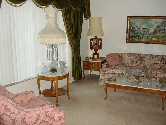 4th image of 5744 Mariposa Dr