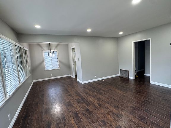 4th image of 859 W 18th St