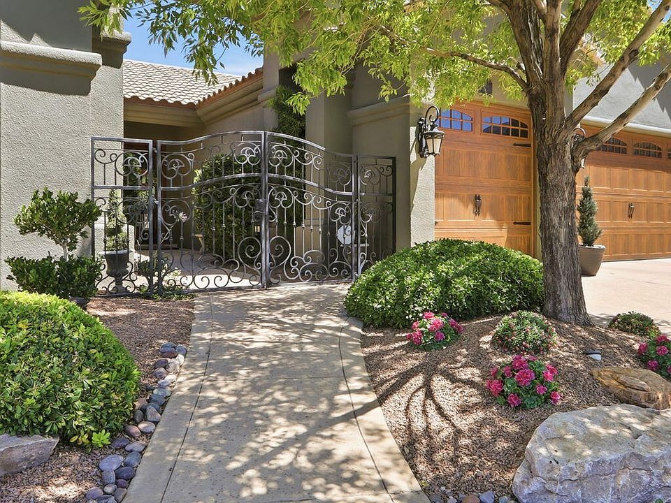 1st image of 1213 Calle Lago Dr