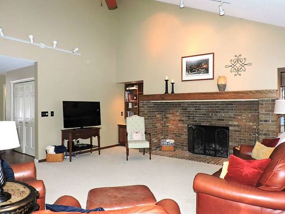 Great space in this room.