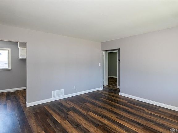 5th image of 5858 Willaston Dr