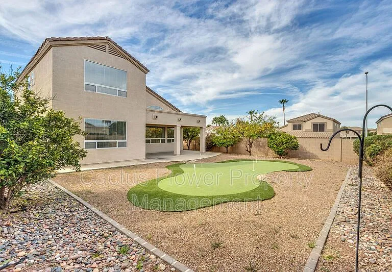 846 W Carob Dr — Photo 37