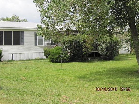 FRONT OF DOUBLE WIDE