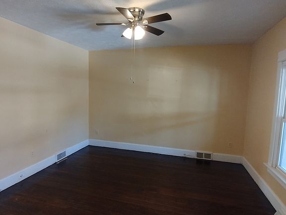 3rd image of 319 Virginia Ave