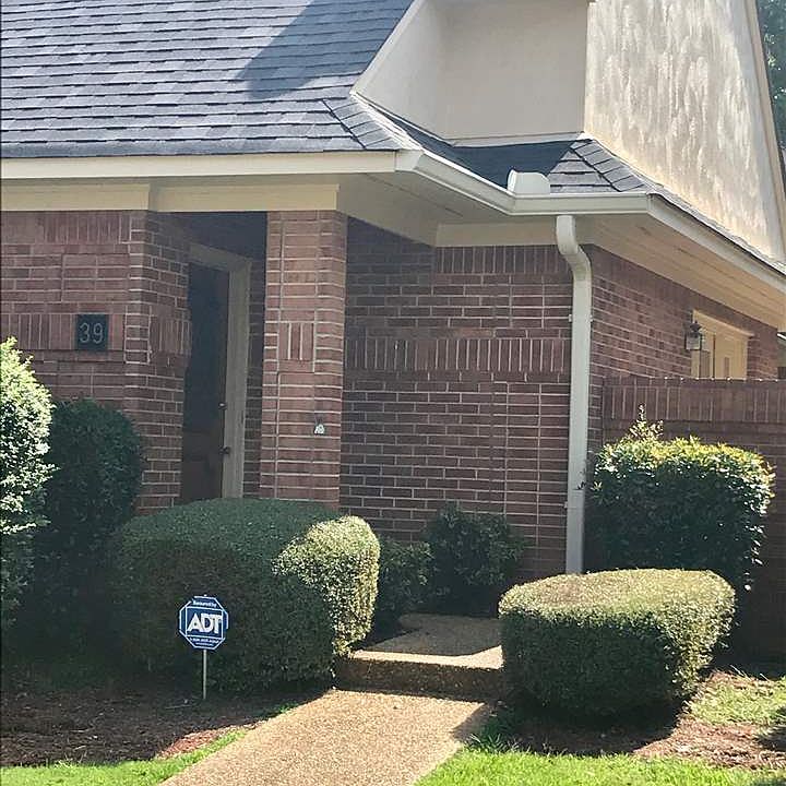 2nd image of 39 Autumn Woods Dr