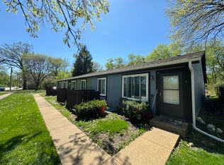 119 Monroe St APT 3, North Aurora, IL 60542