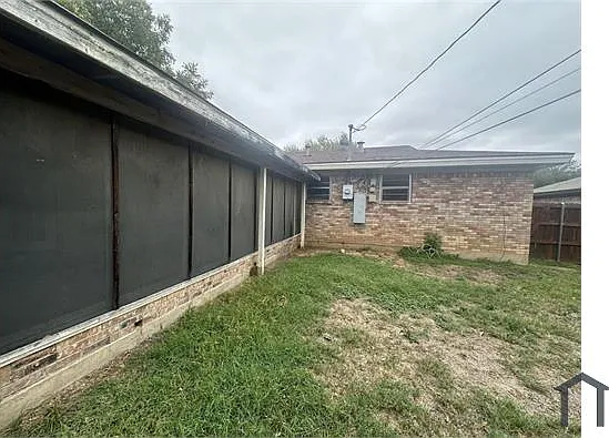 704 Clebud Dr — Photo 24