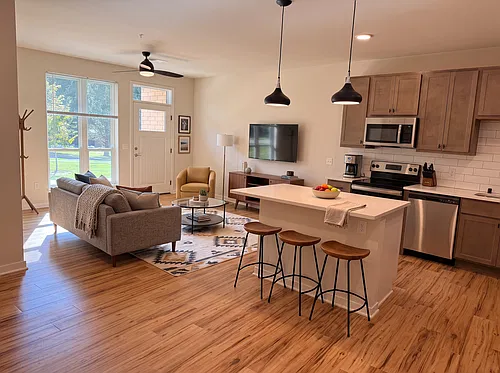 Floor plan 10009-105