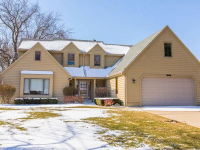 2041 W Mangold Ave, Milwaukee, WI, 53221