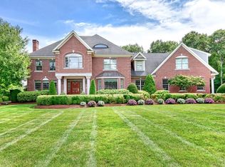 34 Russet Hill Rd, Franklin, MA 02038