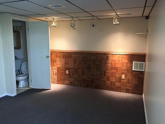 Lower level Rec room