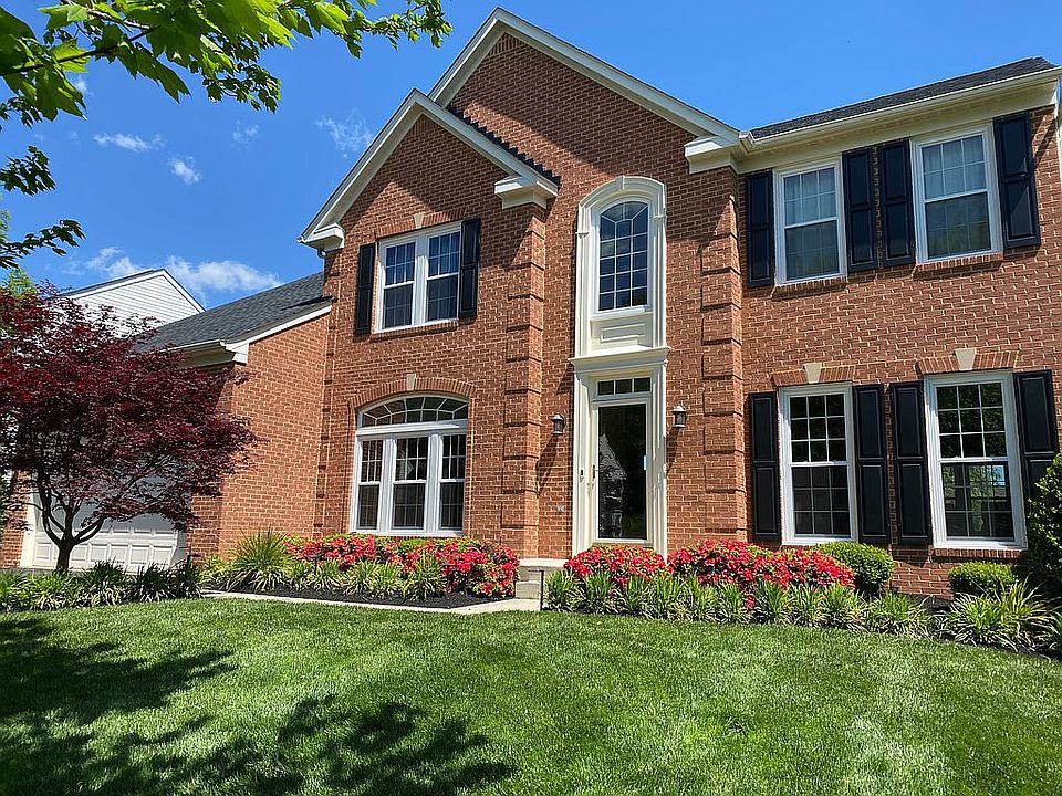2nd image of 15110 Roving Wood Dr