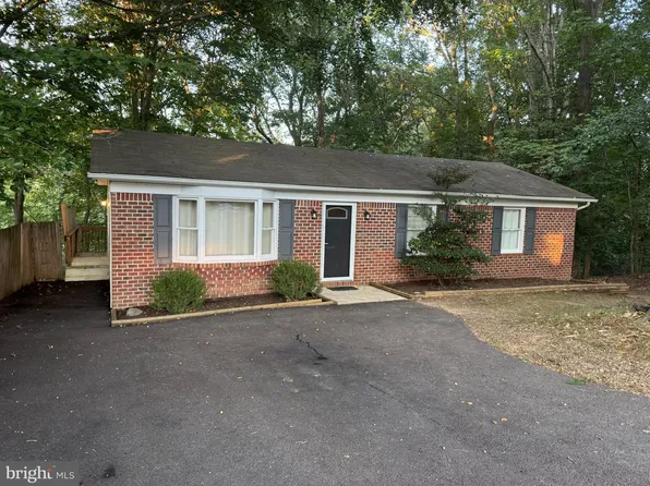 9506 Oakridge Ct, Newburg, MD 20664