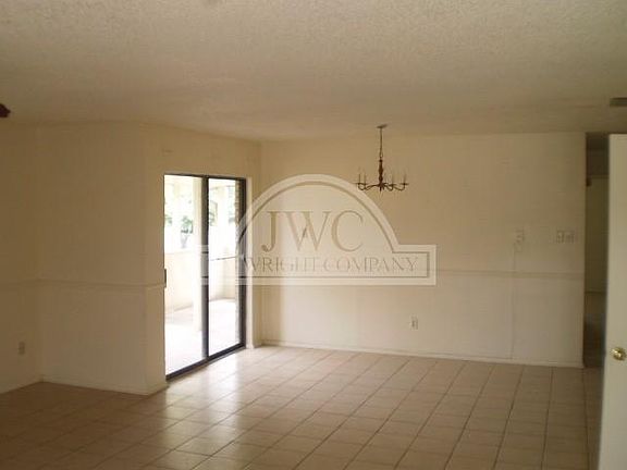 5th image of 3109 Chisholm Trl