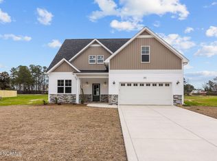 262 Slade Corner Rd, Raeford, NC 28376