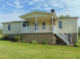 159 Spring Rd, Hollsopple, PA 15935