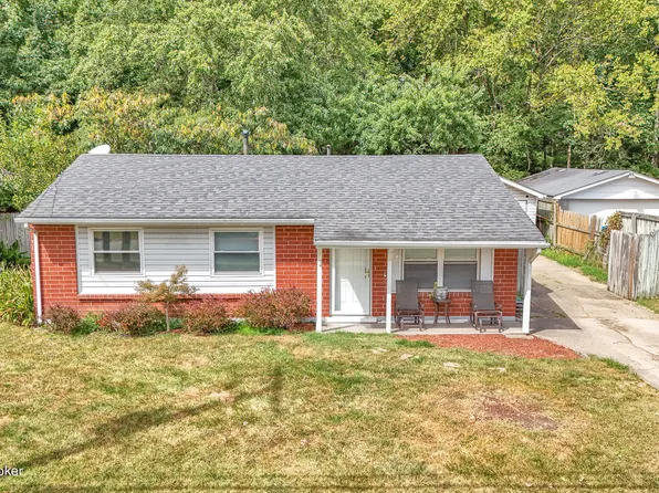 709 Glengarry Dr, Fairdale, KY 40118