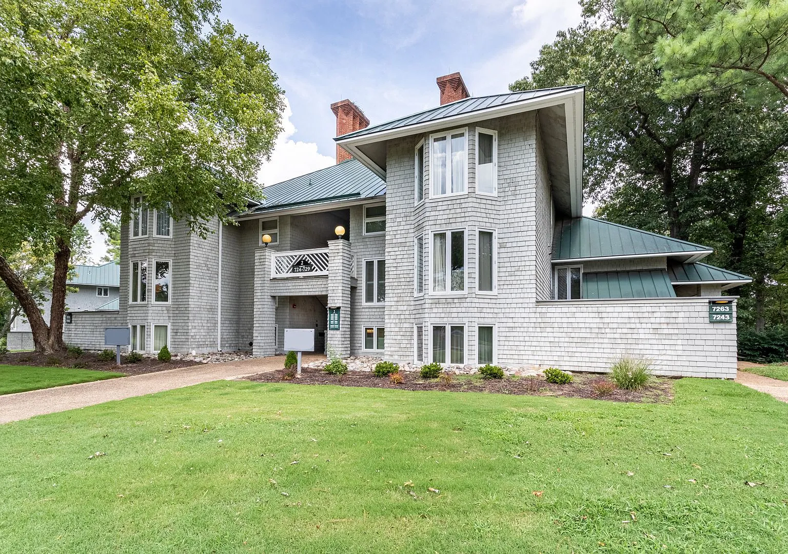 724 Graves' Ordinary, Williamsburg, VA 23185 — Photo 1