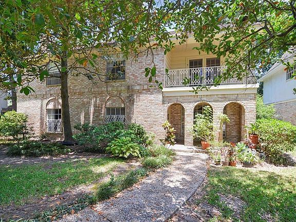 3rd image of 5110 Lawn Arbor Dr