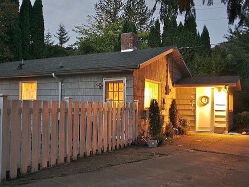 Cottage Living in Issaquah Valley