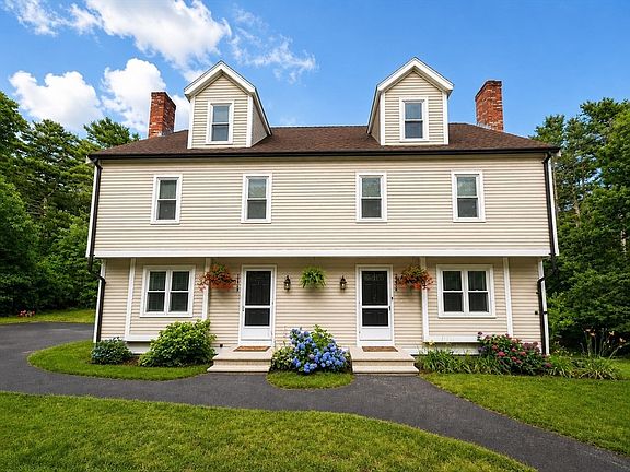 2nd image of 1096 Long Pond Rd