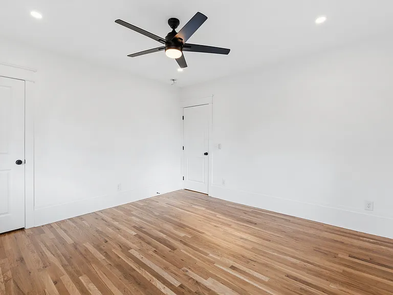 610 Russell St — Photo 29