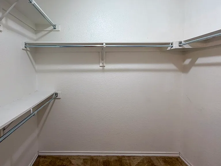 2151 Oakridge Dr — Photo 20