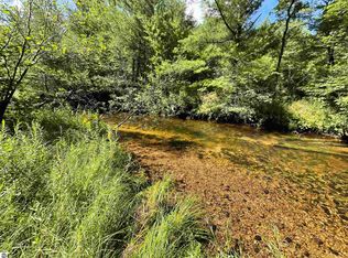 5106 N Crofton Rd SW, South Boardman, MI 49680