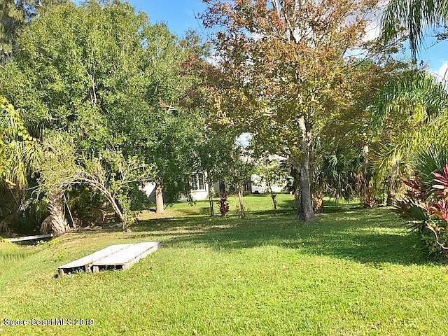 2nd image of 852 Cody Ave