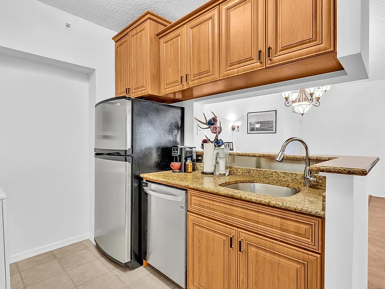 4216 Tuscany Way #4216 — Photo 4