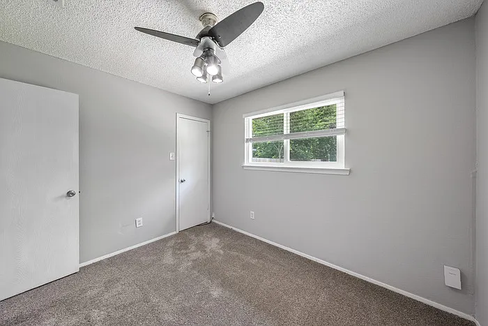 1153 Brookswood Ave — Photo 14