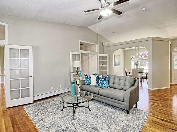 5th image of 2064 Pannier Ct