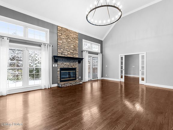 4th image of 7414 Cambridge Dr
