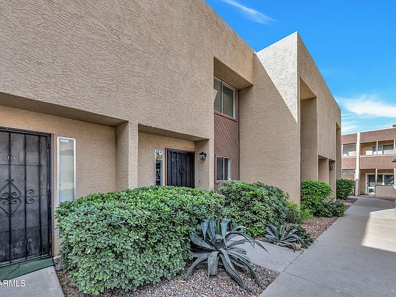 3rd image of 1601 W SUNNYSIDE Drive #164