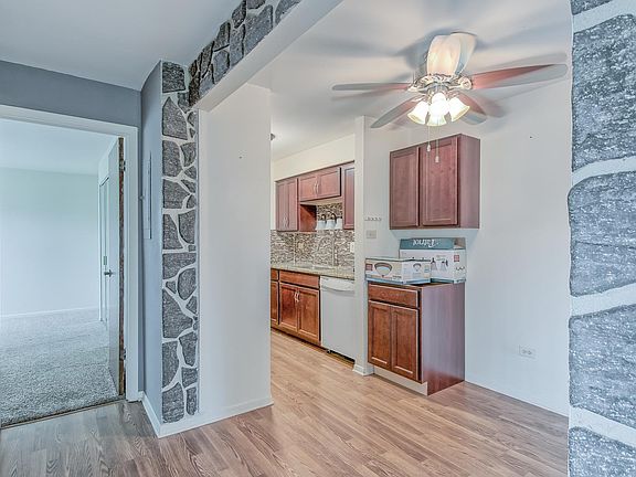 5th image of 15830 Terrace Dr #O1