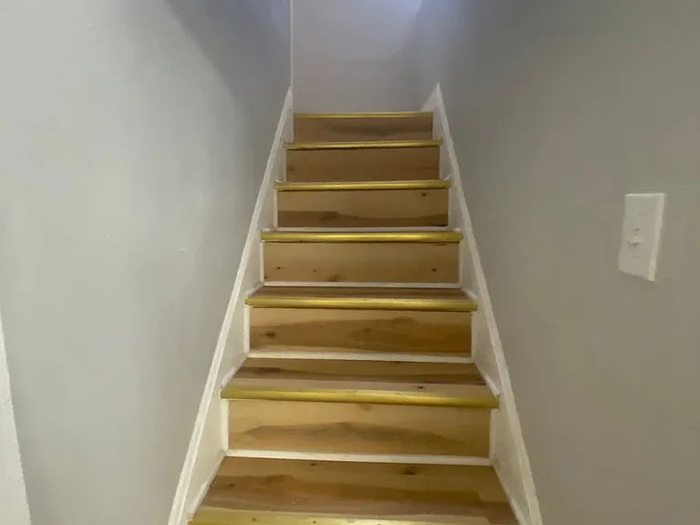 229 E Oakland St — Photo 15