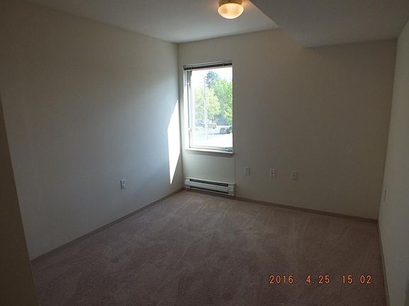 4th image of 12549 28th Ave NE APT 205