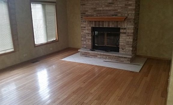 2nd image of 10832 S Laramie Ave