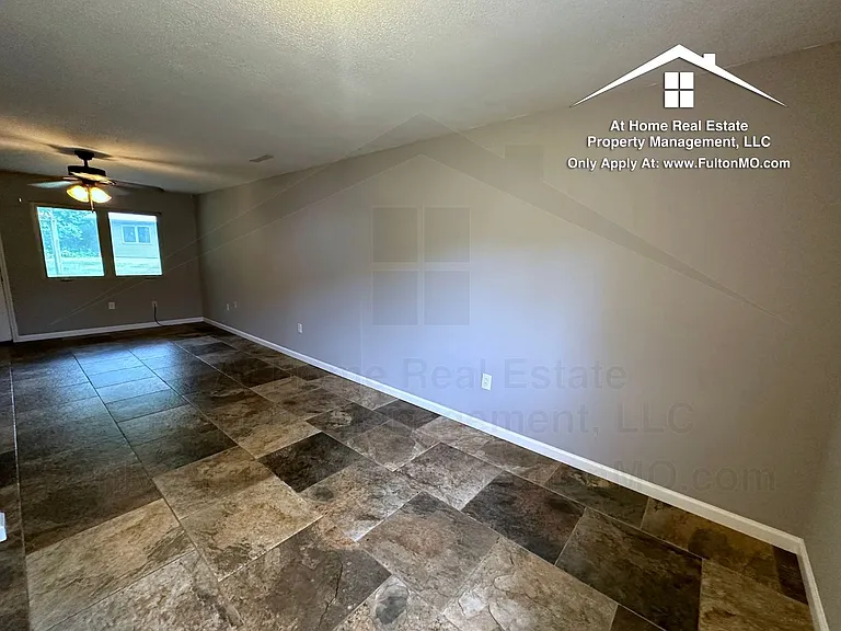 107 Spruce Dr — Photo 10
