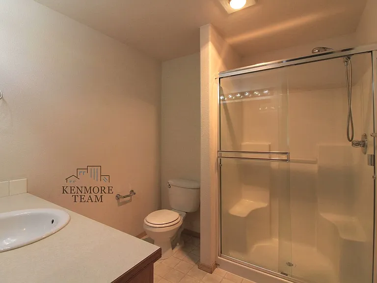 8819 Oliver Dr — Photo 6